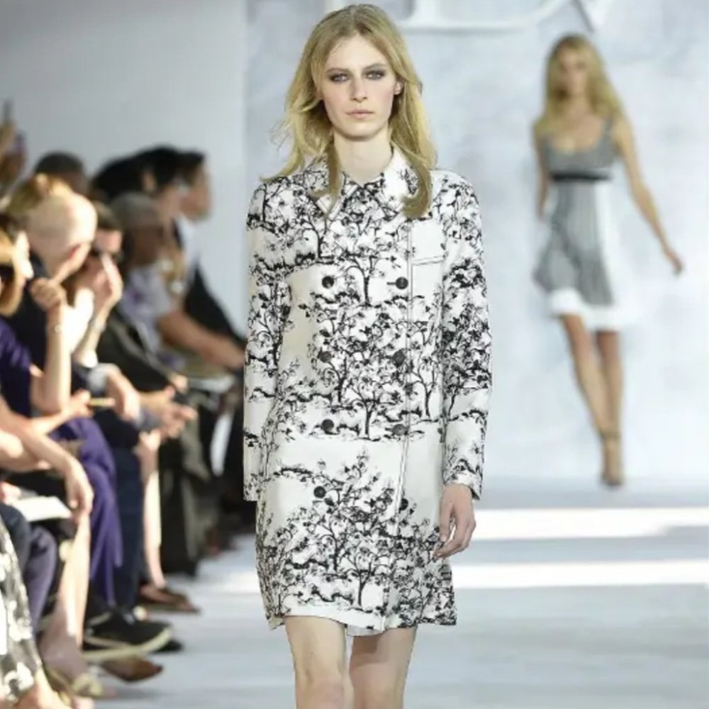 Diane von Furstenberg DVF sz4 Runway WOOL SILK Coat in Black White Floral Print